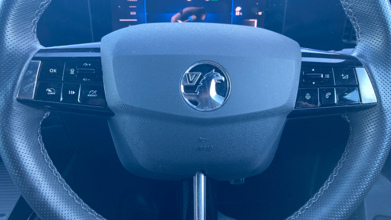 Vauxhall Astra 115kW Ultimate 54kWh 5dr Auto Electric Hatchback